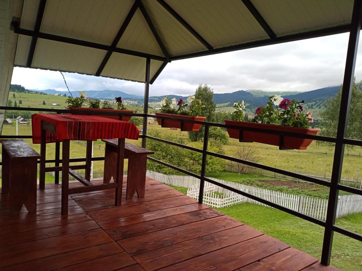 Casa Bucovina Dorna Candrenilor Ascutitele Екстер'єр фото